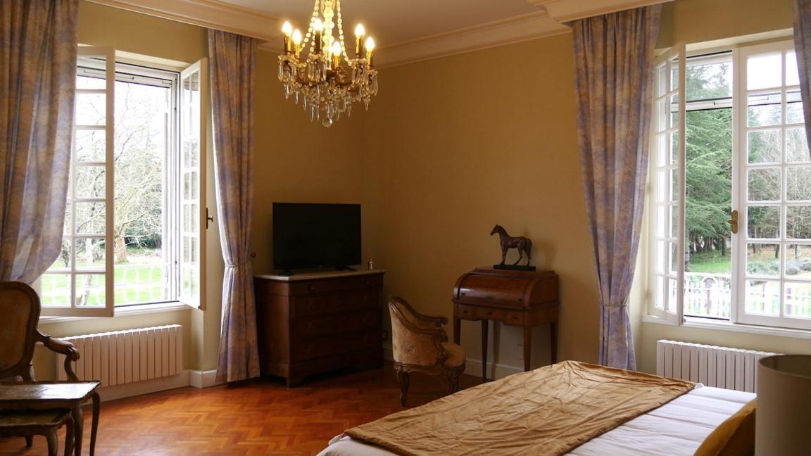 Bed and Breakfast Clos De Bellevue Mortagne-sur-Gironde Zimmer foto